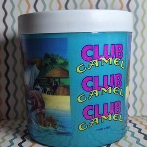 Club Camel Retro Turquoise Container